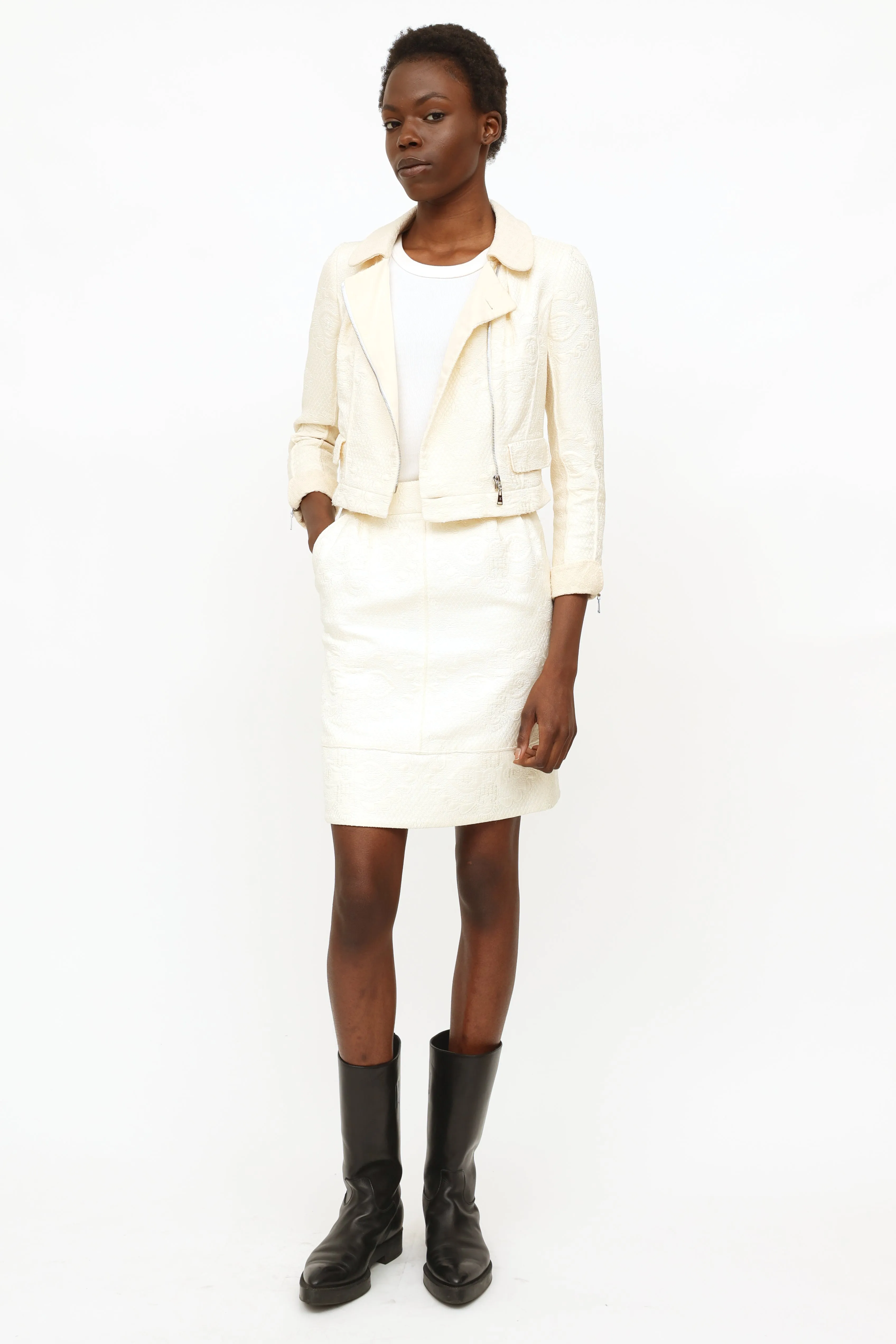 2010 Cream Embroidered Jacquard 2-Piece Set